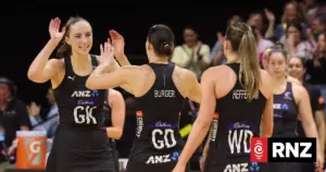 Netball NZ frees Silver Ferns to sign overseas as league future hangs in the balance - RNZ