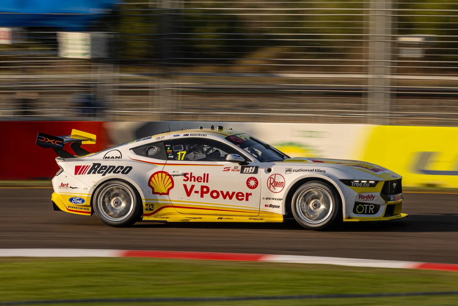 Kostecki beats Payne to Saturday Townsville pole